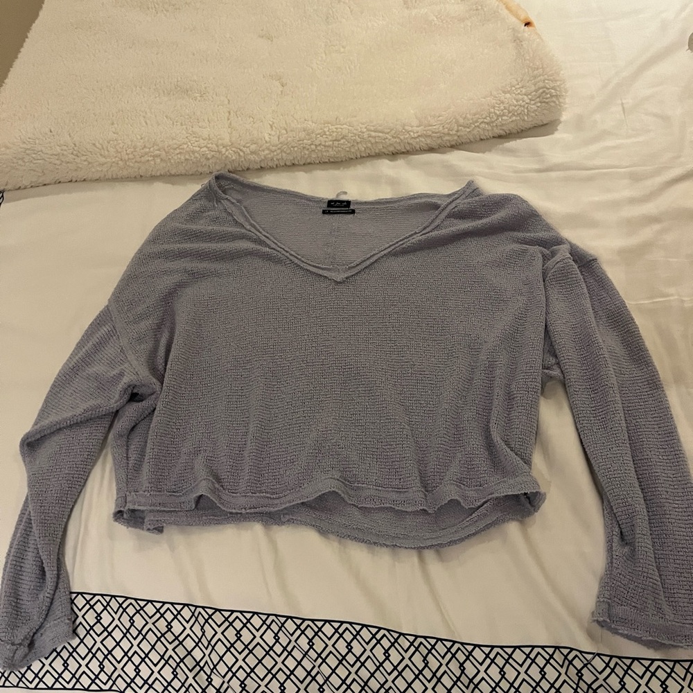 Urban Outfitters light blue long sleeve size L